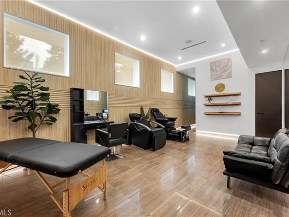 677 Nimes Road, Bel Air CA 90077