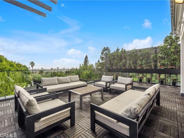 677 Nimes Road, Bel Air CA 90077