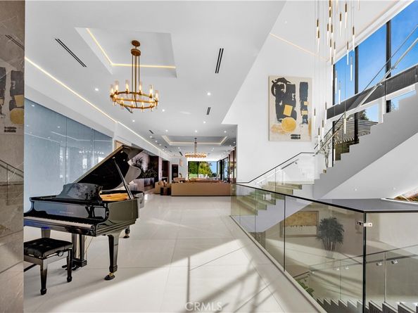 677 Nimes Road, Bel Air CA 90077