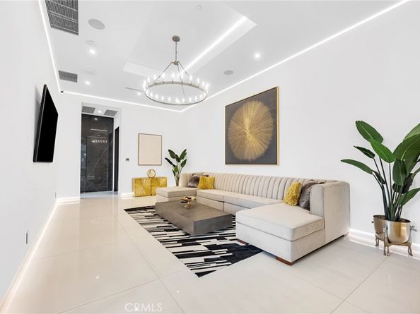 677 Nimes Road, Bel Air CA 90077