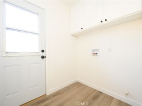 7233 9th Avenue, Los Angeles CA 90043