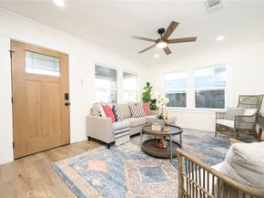 7233 9th Avenue, Los Angeles CA 90043