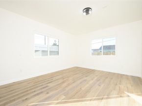 7233 9th Avenue, Los Angeles CA 90043