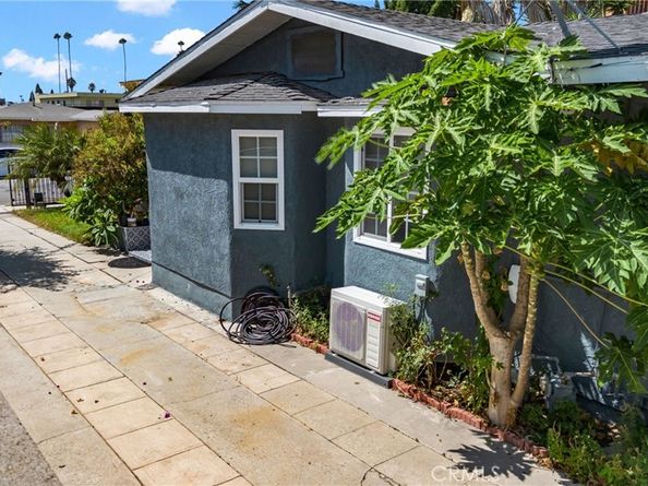 415 E 97th Street, Inglewood CA 90301