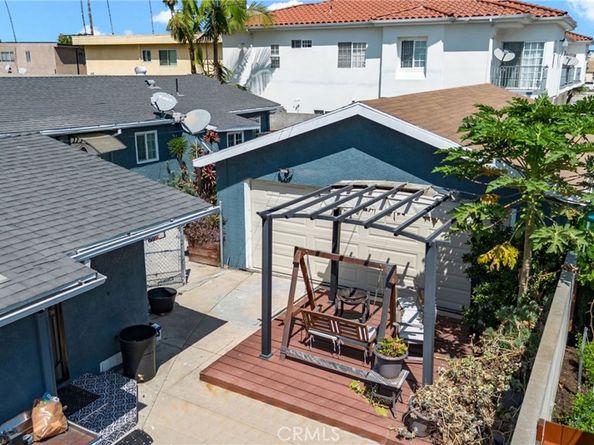 415 E 97th Street, Inglewood CA 90301