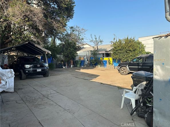 731 W 54th, Los Angeles CA 90037