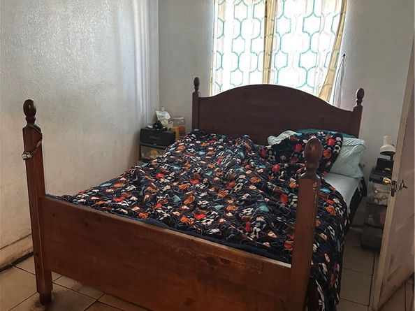 731 W 54th, Los Angeles CA 90037