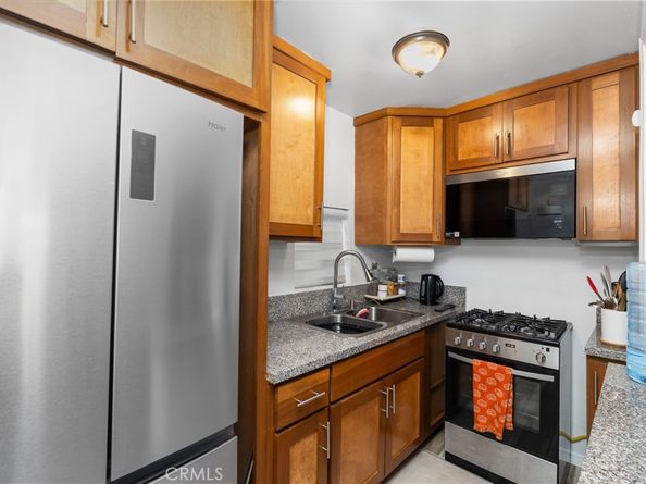 8230 Compton Avenue, Los Angeles CA 90001