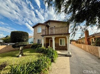 3856 W 108th