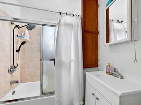 1803 E 109th Place, Los Angeles CA 90059