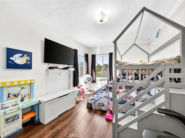 1803 E 109th Place, Los Angeles CA 90059