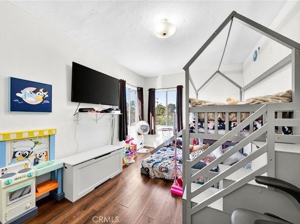 1803 E 109th Place, Los Angeles CA 90059