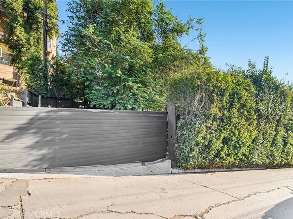 1726 N Occidental, Silver Lake CA 90026