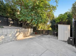 1726 N Occidental, Silver Lake CA 90026