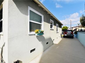 11974 Walnut Lane, Los Angeles CA 90025