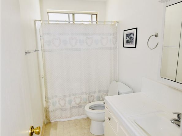 11974 Walnut Lane, Los Angeles CA 90025