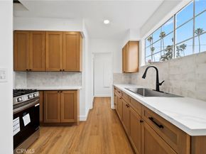 4431 Victoria Park Place, Los Angeles CA 90019