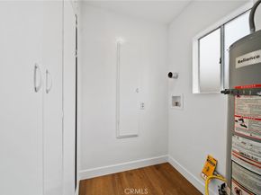 4431 Victoria Park Place, Los Angeles CA 90019
