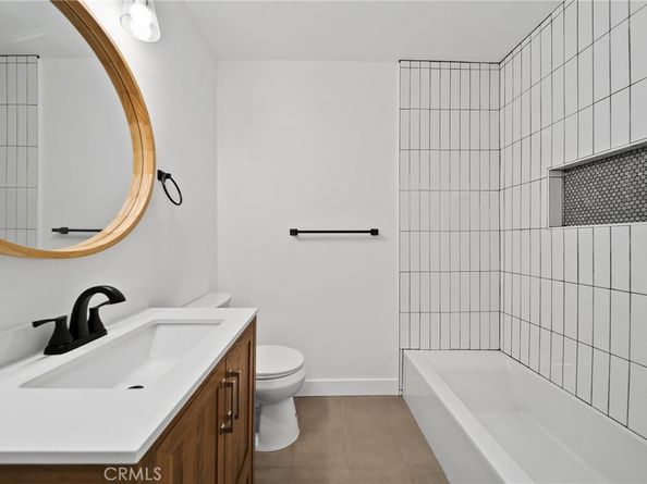 4431 Victoria Park Place, Los Angeles CA 90019