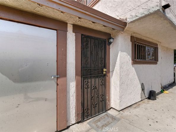 2526 Flower Street, Huntington Park CA 90255