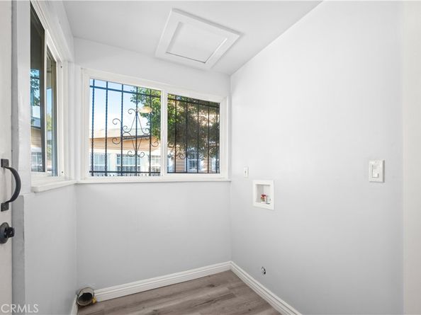 331 W 52nd Place, Los Angeles CA 90037