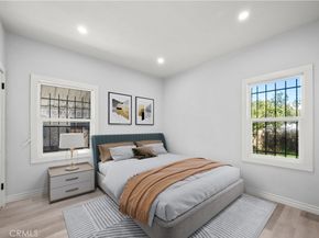 331 W 52nd Place, Los Angeles CA 90037