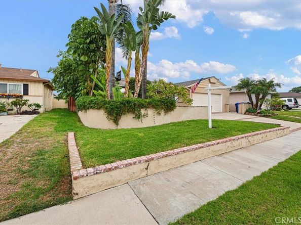 11514 Mollyknoll, Whittier CA 90604