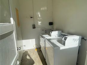 988 W Glenoaks Boulevard, Glendale CA 91202