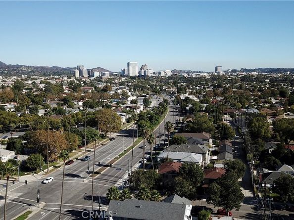 988 W Glenoaks Boulevard, Glendale CA 91202