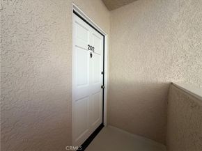 7013 Haskell, Van Nuys CA 91406