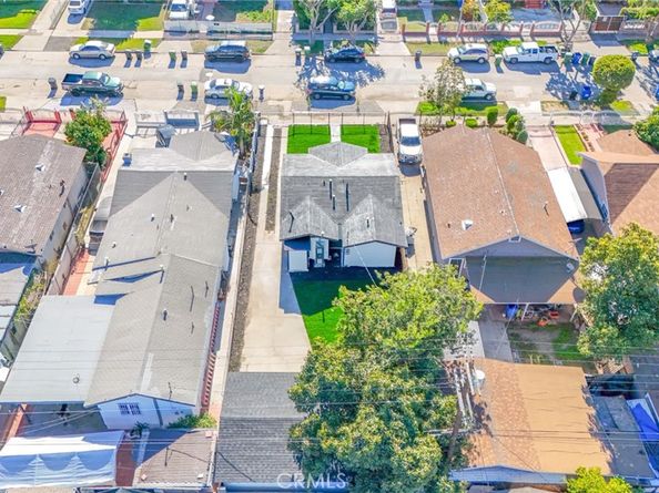 1335 W 68th, Los Angeles CA 90044