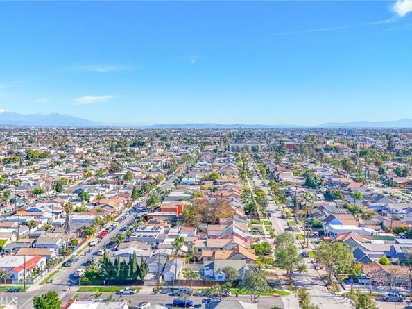 1335 W 68th, Los Angeles CA 90044