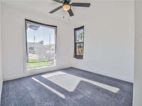 1335 W 68th, Los Angeles CA 90044