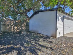 1335 W 68th, Los Angeles CA 90044