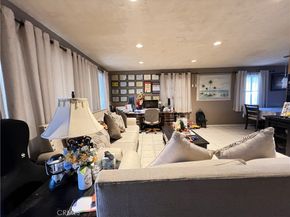 828 N Angeleno, Azusa CA 91702