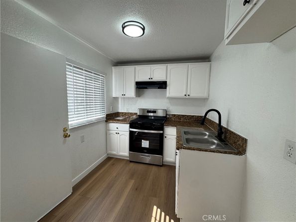 1637 E 115th, Los Angeles CA 90059