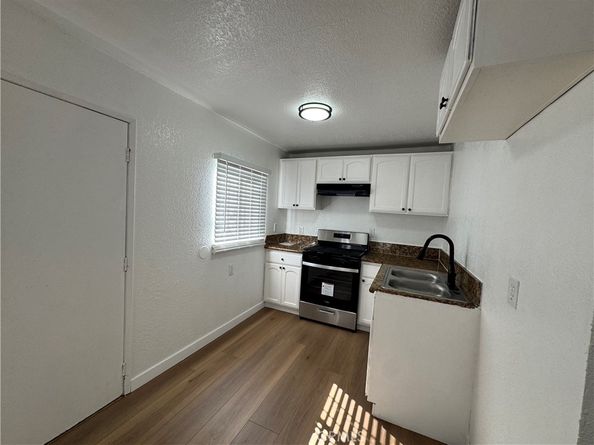 1637 E 115th, Los Angeles CA 90059