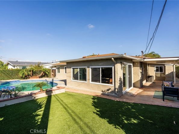 2302 Lori Lane, Santa Ana CA 92706