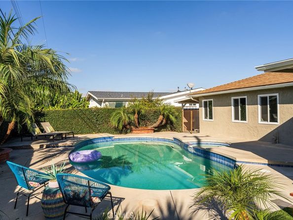 2302 Lori Lane, Santa Ana CA 92706