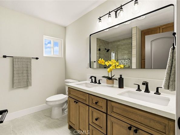 2302 Lori Lane, Santa Ana CA 92706