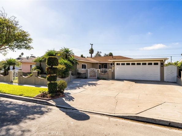2302 Lori Lane, Santa Ana CA 92706