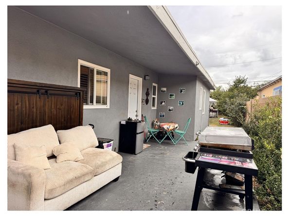 10347 Kalmia Street, Los Angeles CA 90002