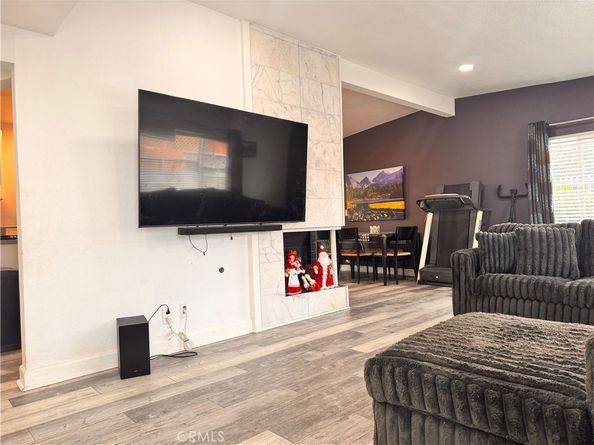 10347 Kalmia Street, Los Angeles CA 90002