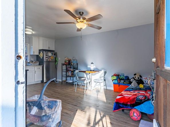 2918 4th Avenue, Los Angeles CA 90018