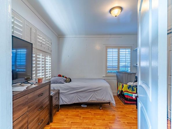 2918 4th Avenue, Los Angeles CA 90018