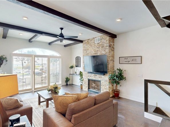 4257 E Ocean Boulevard, Long Beach CA 90803