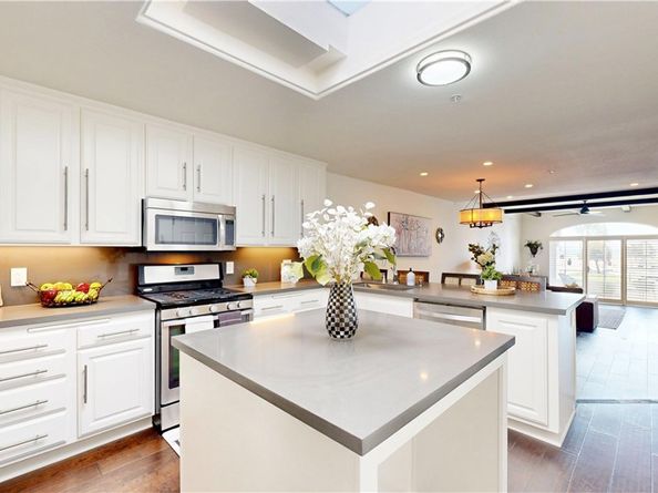 4257 E Ocean Boulevard, Long Beach CA 90803