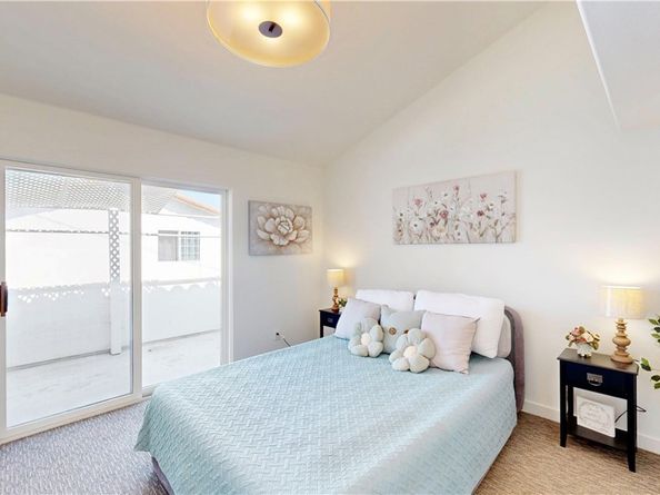 4257 E Ocean Boulevard, Long Beach CA 90803