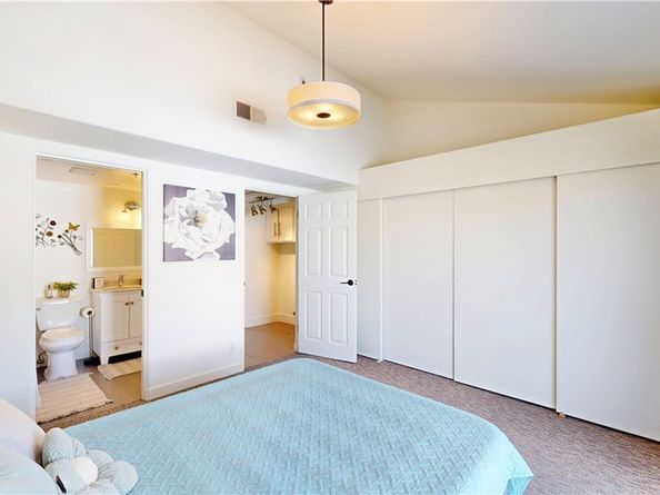 4257 E Ocean Boulevard, Long Beach CA 90803