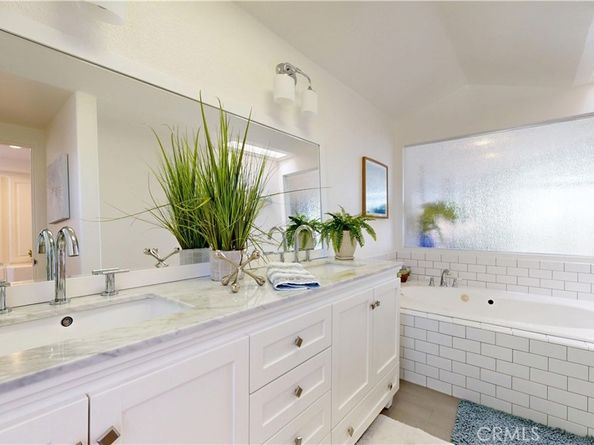 4257 E Ocean Boulevard, Long Beach CA 90803